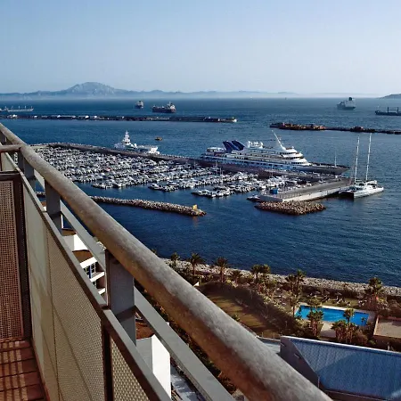 Aparthotel Atlantic Serviced *