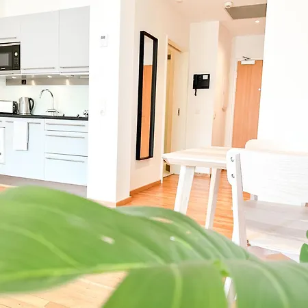 Atlantic Serviced Aparthotel *